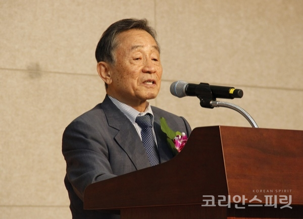 한국광복군 창군 제78주년 기념식에서 축사를 하는 광복회 박유철 회장. [사진=강나리 기자]