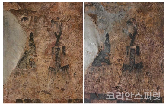 ‘수산리벽화분’ 여자 시종들 모사도(왼쪽)와 2006년 촬영한 벽화 사진(오른쪽). 1990 년대 제작된 모사도에 비해서 2006 년 남북공동조사단이 촬영한 사진에는 왼쪽 여인의 머리 부분이 떨어져나가 회벽이 드러났다. [사진=국립문화재연구소]