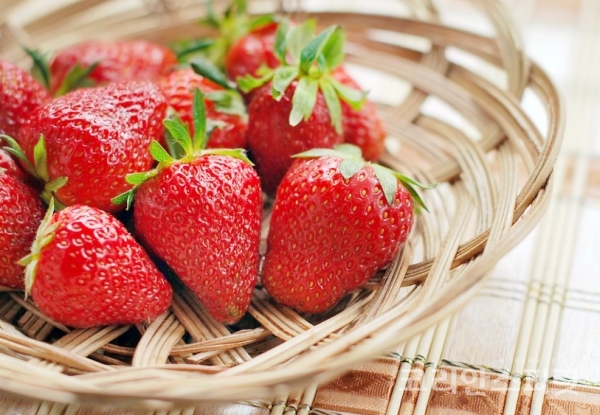 봄철 딸기는 항산화물질의 함량이 높아 스트레스, 환경오염, 흡연 등으로 몸에 쌓인 활동성산소를 없애준다. [사진=Pixabay]