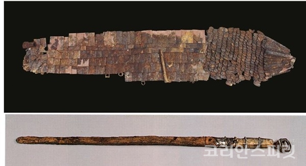 보물 제2041호로 지정된 '함안 마갑총 출토 말갑옷과 고리자루 큰 칼' . [사진=문화재청]