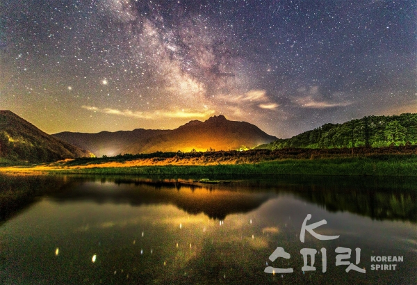 우수상, 월악산 '깊고푸른밤' 지선정 작품 [사진=국립공원공단]