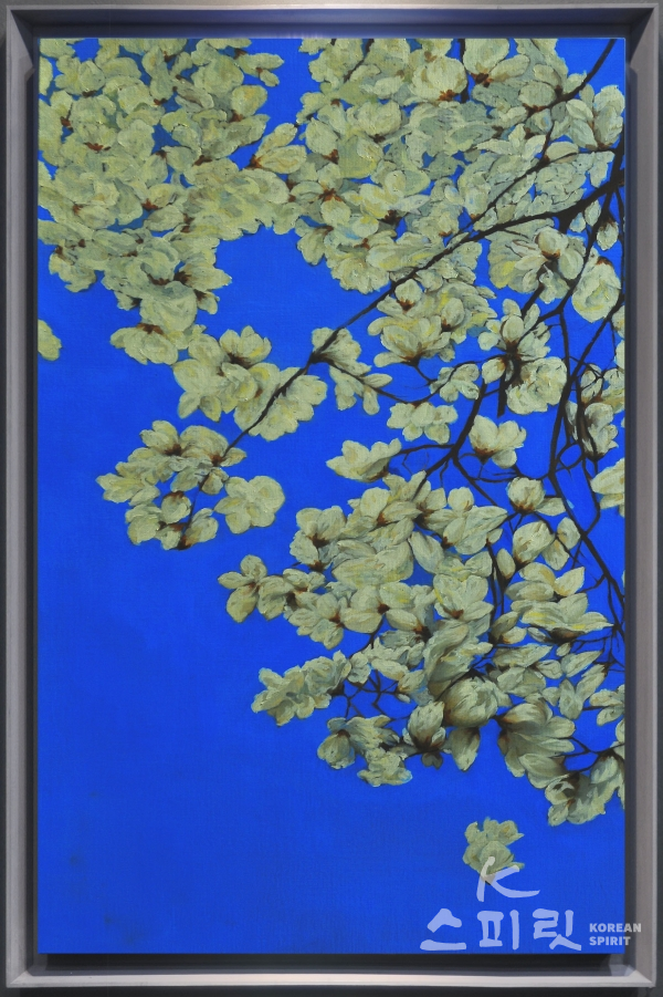 마음의 기억 - 백목련 No.21-1(Memory in Heart-White Magnolia), 116.8x72.7x4㎝, Oil on Canvas, 2021. [사진제공=리갤러리]