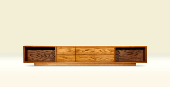 문갑 후 the stationery chest of drawers “HOO” 2100(W) × 440(D) × 410(H). [사진제공=이길이구갤러리]