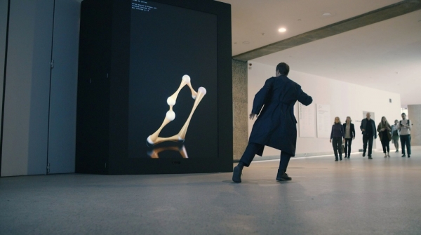 언폴드 엑스 전시 섹션 해외 참여 작가 영국 유니버셜에브리띵의 작품 futureyou. [사진=서울문화재단]