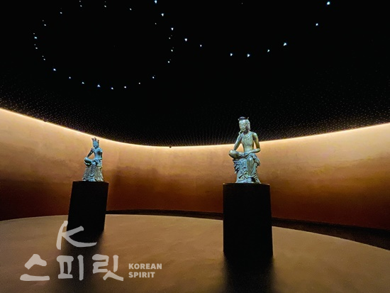 국립중앙박물관 '사유의 방' 반가사유상. [사진=김경아 기자]
