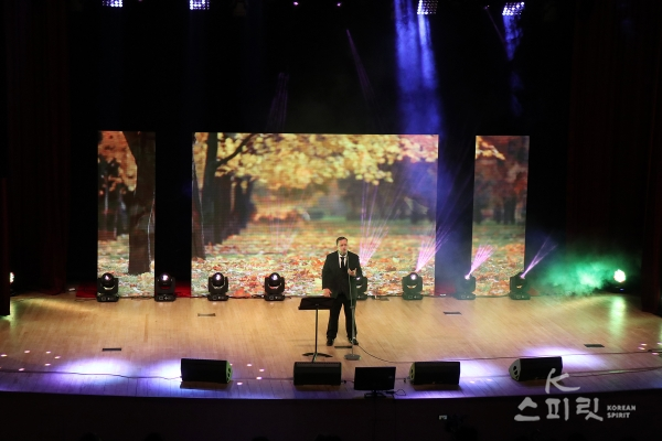 세계적인 성악가이자 팝레라 테너 가수인 폴포츠 [사진 김경아 기자]