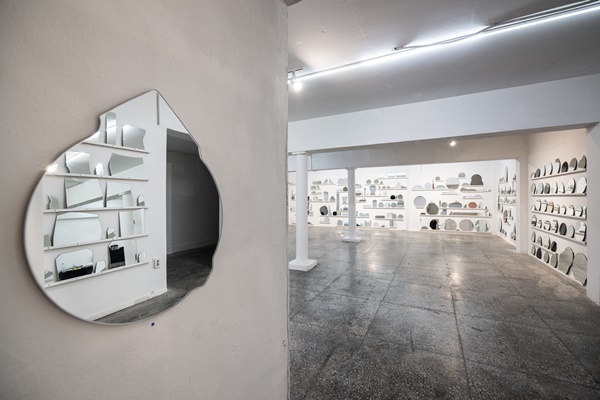 최성균 작가 개인전 "거울집" 전시 모습   ⓒ2022.Sungkyun Choi  [사진 space xx]