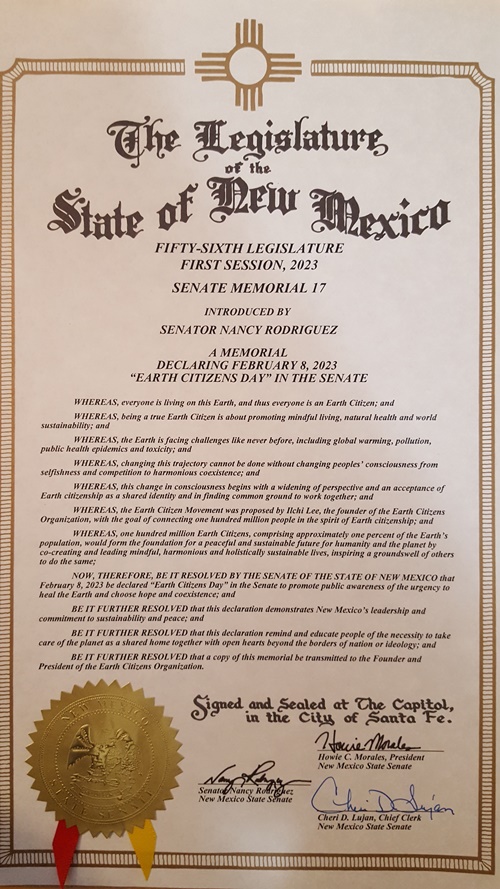 세계 최초로 미국 뉴멕시코주의회 상원이  '지구시민의 날' 메모리얼 법안을 처리하고 2023년 2월 8일을 지구시민의 날을 선언했다. 사진 세계지구시민연합