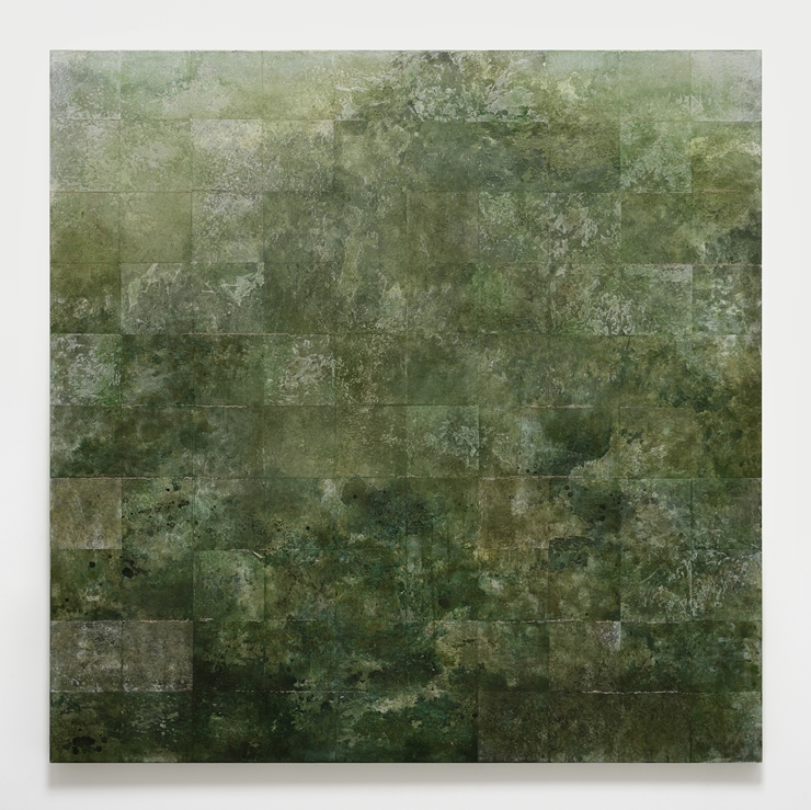 보킴, 너무 긴 어느 겨울날에, 2023, Hanji, sand, acrylic, and conte on canvas, 150 x 150 cm. 사진 라흰갤러리