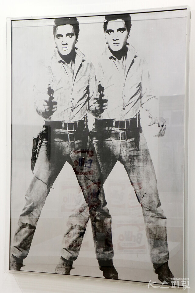 앤디 워홀, 두 명의 엘비스, 1963, 캔버스에 실크스크린, 206x148cm [사진 김경아 기자]
