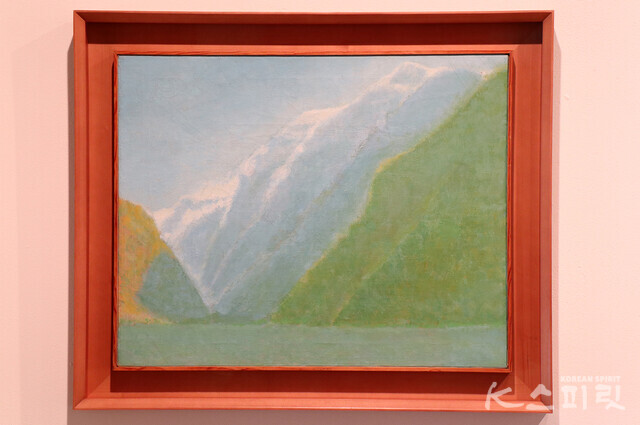 김향안, 'mont Blance Nov.79 Ⅲ', 50.5x53.5cm, oil on canvas, 1980 [사진 김경아 기자]