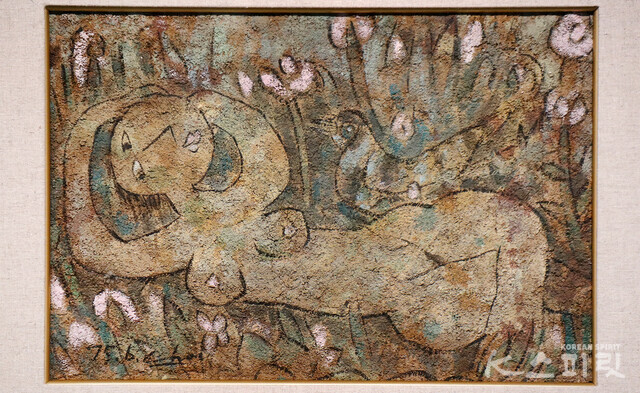 최영림, '여인', 22.8x34cm, mixed media on canvas panel, 1975 [사진 김경아 기자]