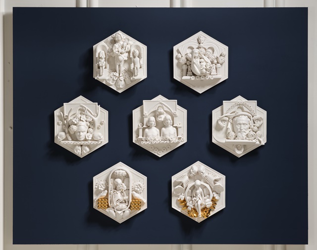 이윤희,  La Divina Commedia, 2022-2023, porcelain, 33x29x15(d)cm. 사진 아뜰리에아키