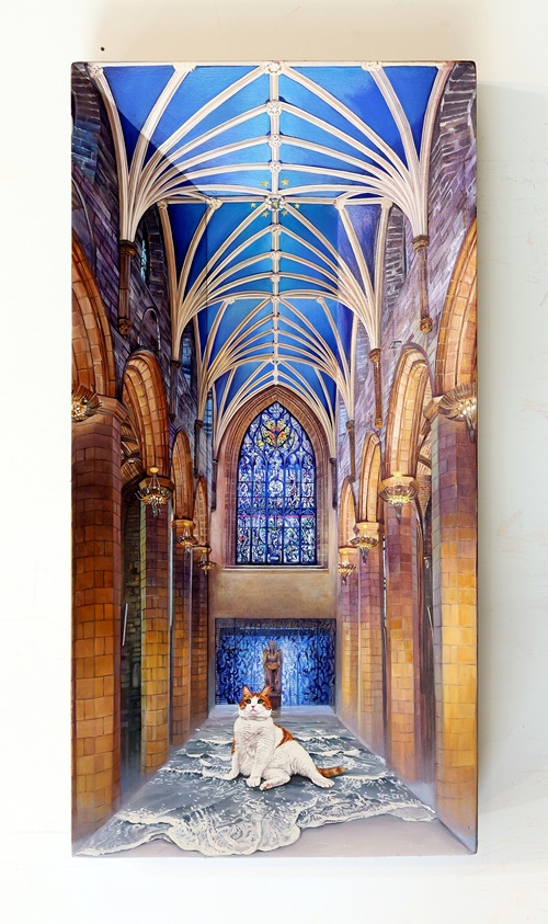 Nana in Cathedral, 2023, Oil on constructed birch panel, 30.5x59.5x6cm  사진 갤러리데이지