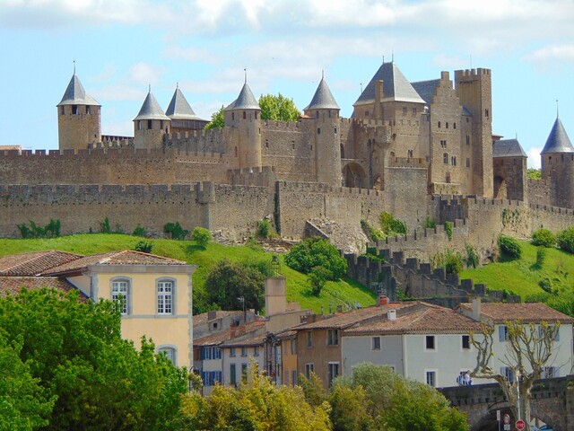 프랑스의 중세 요새 카르카손 성. 사진 Pixabay 이미지.