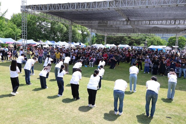 제3회 지구시민대축제(New humanity Festival) 축하공연. 사진 김경아 기자