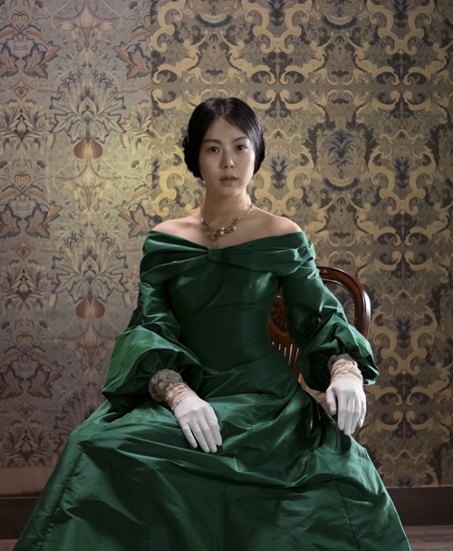 영화 '아가씨' 히데코의 방 벽지 테스트 이미지. 사진 한국영상자료원