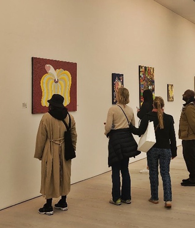 영국 런던 사치갤러리에서 개최된 아트그라운드 런던 2023에 전시된 김쌍정 작가의 작품들. 이미지 더리우갤러리