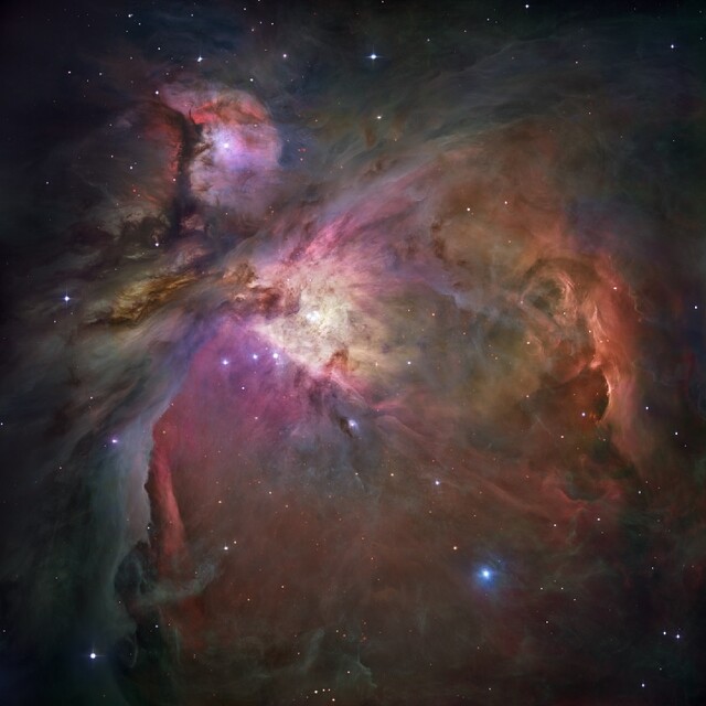 허블우주망원경으로 촬영한 오리온 대성운(출처 NASAESA). 이미지 국립광주과학관.