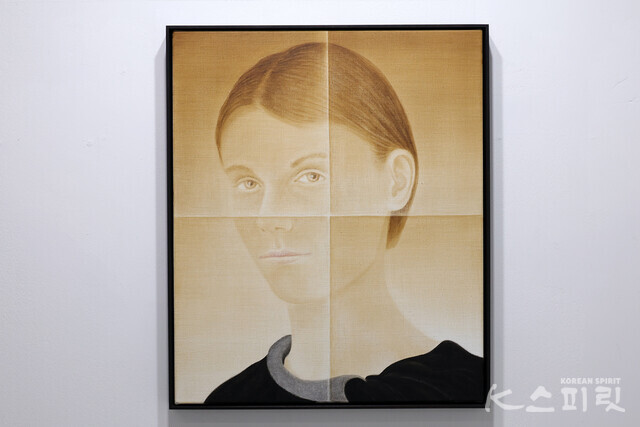 ​Untitled, 2023, Acrylic on canvas, 60 x 50 cm (Framed 62 x 52 cm) [사진 김경아 기자]