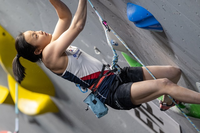 2024 IFSC 중국 우장 스포츠클라이밍 2차 월드컵 서채현 선수 리드 예선 장면.사진 대한산악연맹