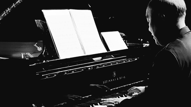 영화음악가 조성우. 사진 (주) 엠엔에프씨