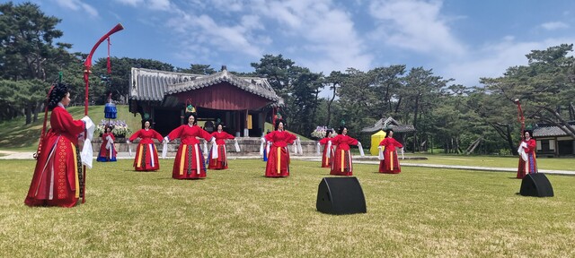 2023년 5월 15일 궁중 무용 '봉래의' 공연 모습. 사진 문화재청