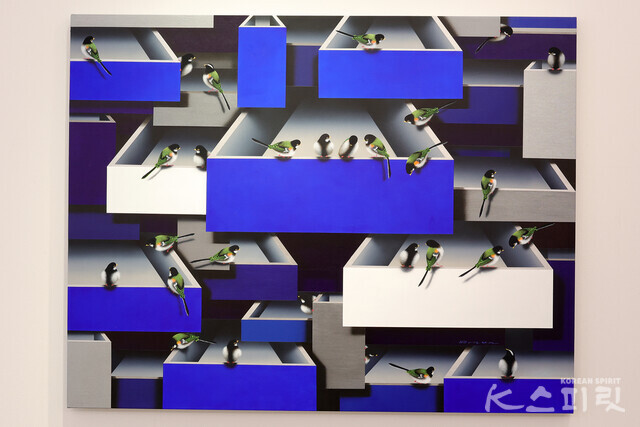 Relation, 2024, 91x117cm, Acrylic on Thick Mulberry Paper [사진 김경아 기자]