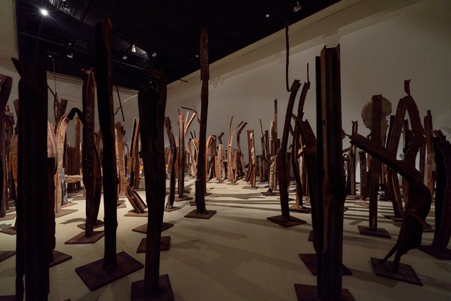 '최옥영_대지를 품고 환경을 조각하다' 영은미술관 영은홀 전시 모습. 이미지 영은미술관