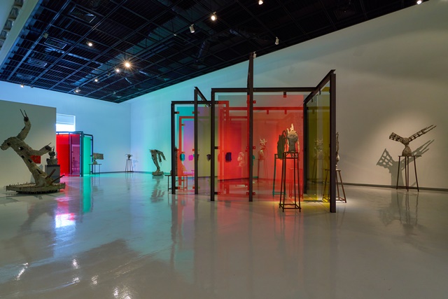 '최옥영_대지를 품고 환경을 조각하다', 영은미술관 1전시장 전시 모습. 이미지 영은미술관