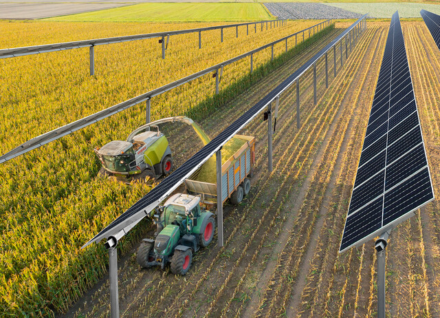 주식회사 파루가 영농 현장에 최적화된 '단축 추적식 태양광 발전 시스템'을 19일 개막하는 독일 '인터솔라 전시회(Intersolar Europe)'에서 공개한다 [사진 제공 파루]