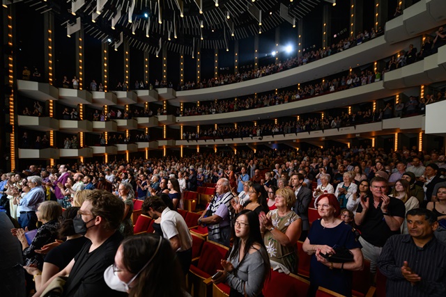국립국악관현악단 '이음(Connection)' 캐나다 공연 장면. 사진 KOFICE