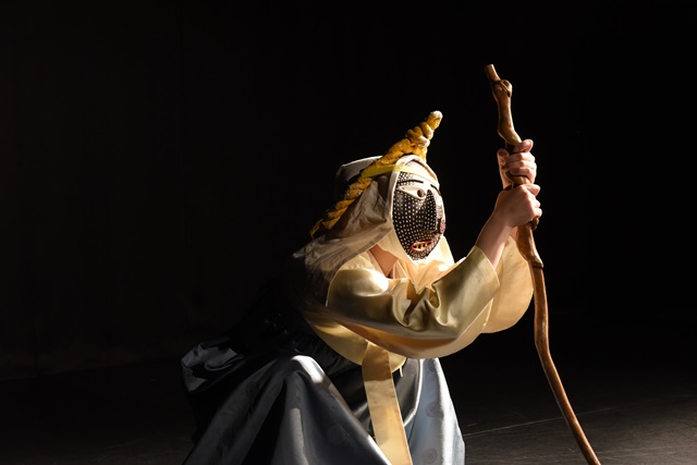 미얄 극장 기다리는 중. 사진 살판협동조합