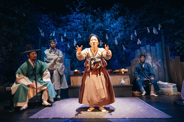 제21회 공주 고마나루국제연극제가 9월 3일(화)부터 12일(목)까지 9일간 충남 공주문예회관에서 펼쳐진다. 사진 고마나루국제연극제 집행위원회