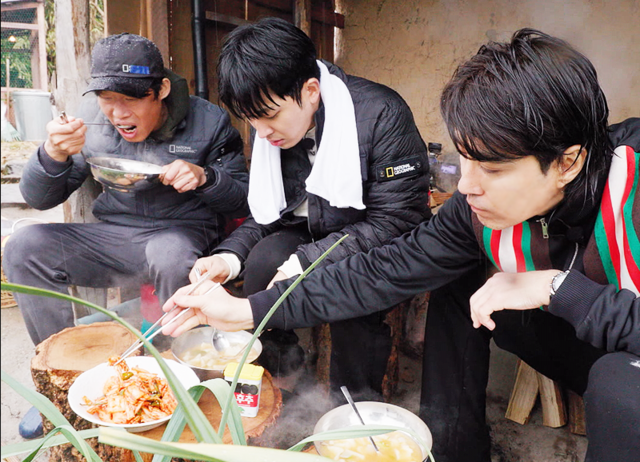 tvN 예능 '삼시세끼 어촌편 5'. 사진 공식홈페이지 갈무리.