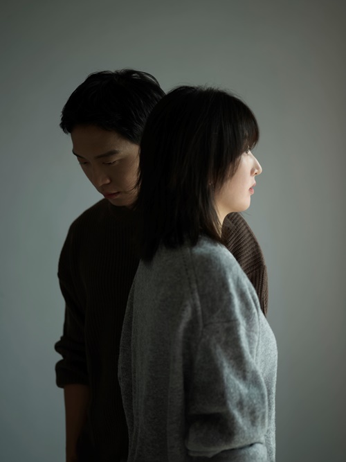 연극 '시차' 홍보 이미지. 사진 두산아트센터