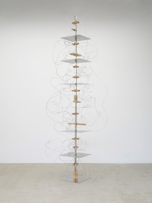심봉탑 Armature Tower, 2024, 스테인리스강 관, 판재, 알루미늄 와이어, 목재, 노끈, 볼트 stainless steel square tube and sheet, aluminum wires, lumber, jute rope, bolts, 315(H)x116.5x90cm. 이미지 갤러리2