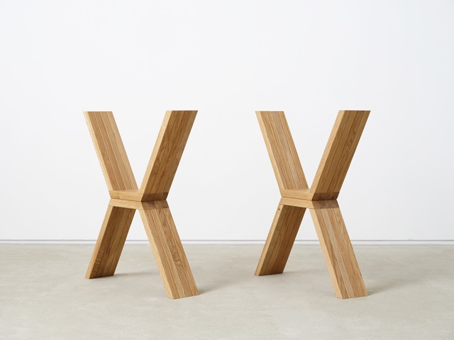 안전지지대 Outriggers, 2024, 화이트 오크 목재 white oak lumber, magnets, 자석, 각67(H)x58x12 cm. 이미지 갤러리2