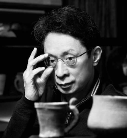 박영택 미술평론가. 사진 © 2GIL29 GALLERY