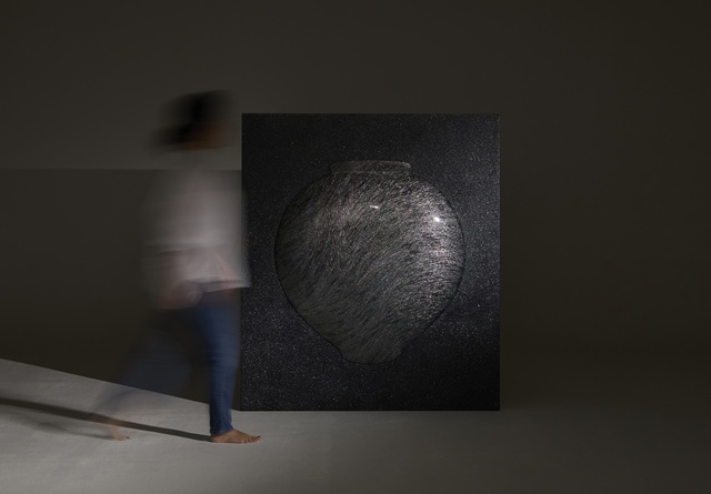 자개 예술가 류지안 개인전 'Infinite Wave Part 2' 전시 모습. 사진 스텔라갤러리