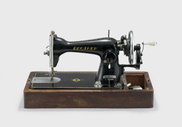 부라더 재봉틀. 이미지 경운박물관.