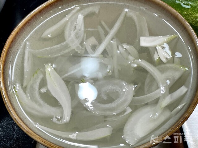 맛과 다이어트, 비건까지 1석 3조 '두부포케' 레시피 2. 사진 백연지 기자.