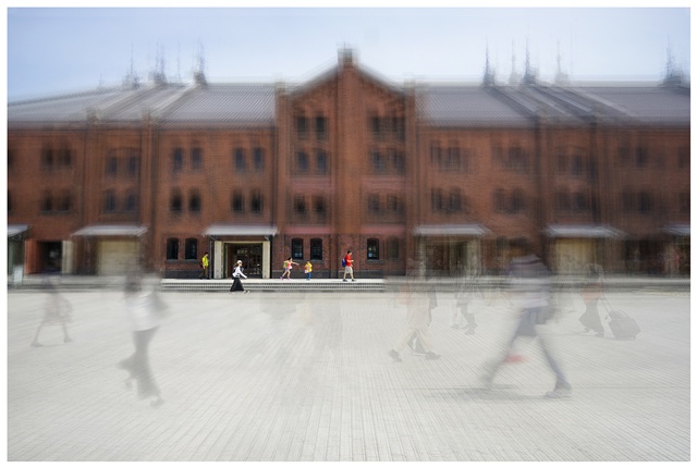 이수철, 붉은 벽돌 #01. 80 x 53.7 cm. 이미지 갤러리5