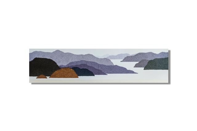 후하이잉, Landscape 88, 2021, Ceramic, 28x112x0.8cm. 이미지 이젤리