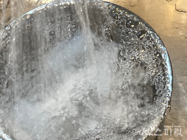 무더운 여름철 더욱 매력적인 비건 다이어트 음식 '묵밥' 레시피2. 사진 백연지 시민기자