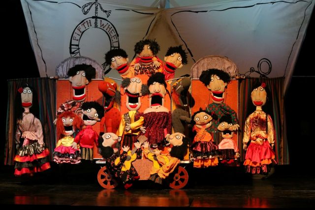 독일의 극단 The Fifth Wheel Marionette Theatre (더 피프스 휠)  대표작 'Extraordinary Voyage'. 사진 경기인형극제