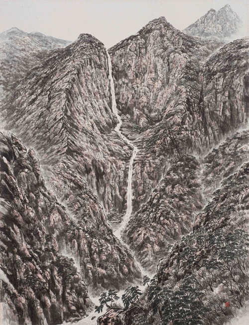 윤혜숙, 스스로 그러하여서(토왕성 瀑), 2025, 한지수묵담채, 172x133cm. 이미지 갤러리은