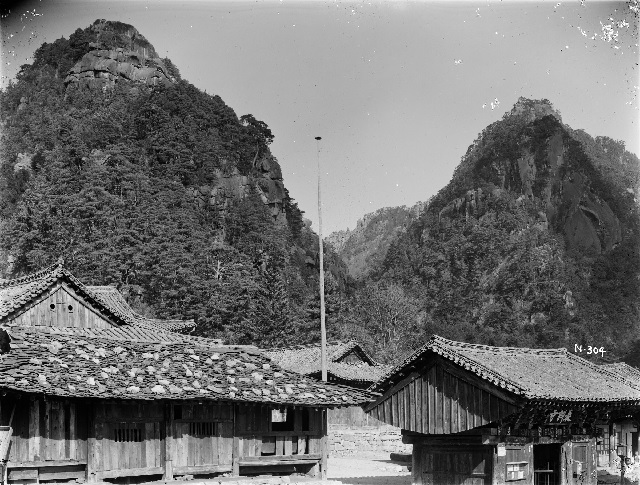 금강산 표훈사. 이미지 국립수목원.