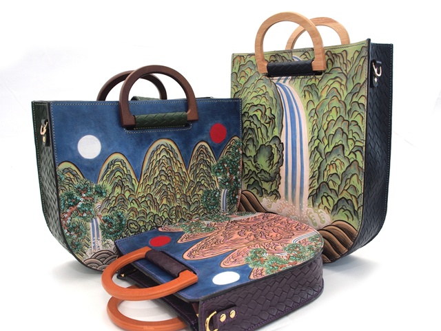 최진영, 일월오봉도, 2025. 이미지 갤러리은