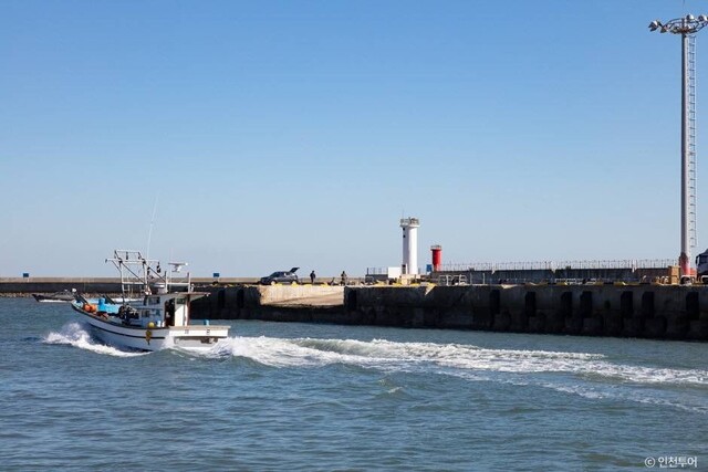 백령도를 출항하는 여객선. 사진 대한민국 구석구석 누리집(출처 인천투어).